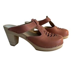 Maguba of Sweden Nairobi Leather T Strap Clogs‎ Size 40 US 10 Putty Pink Boho